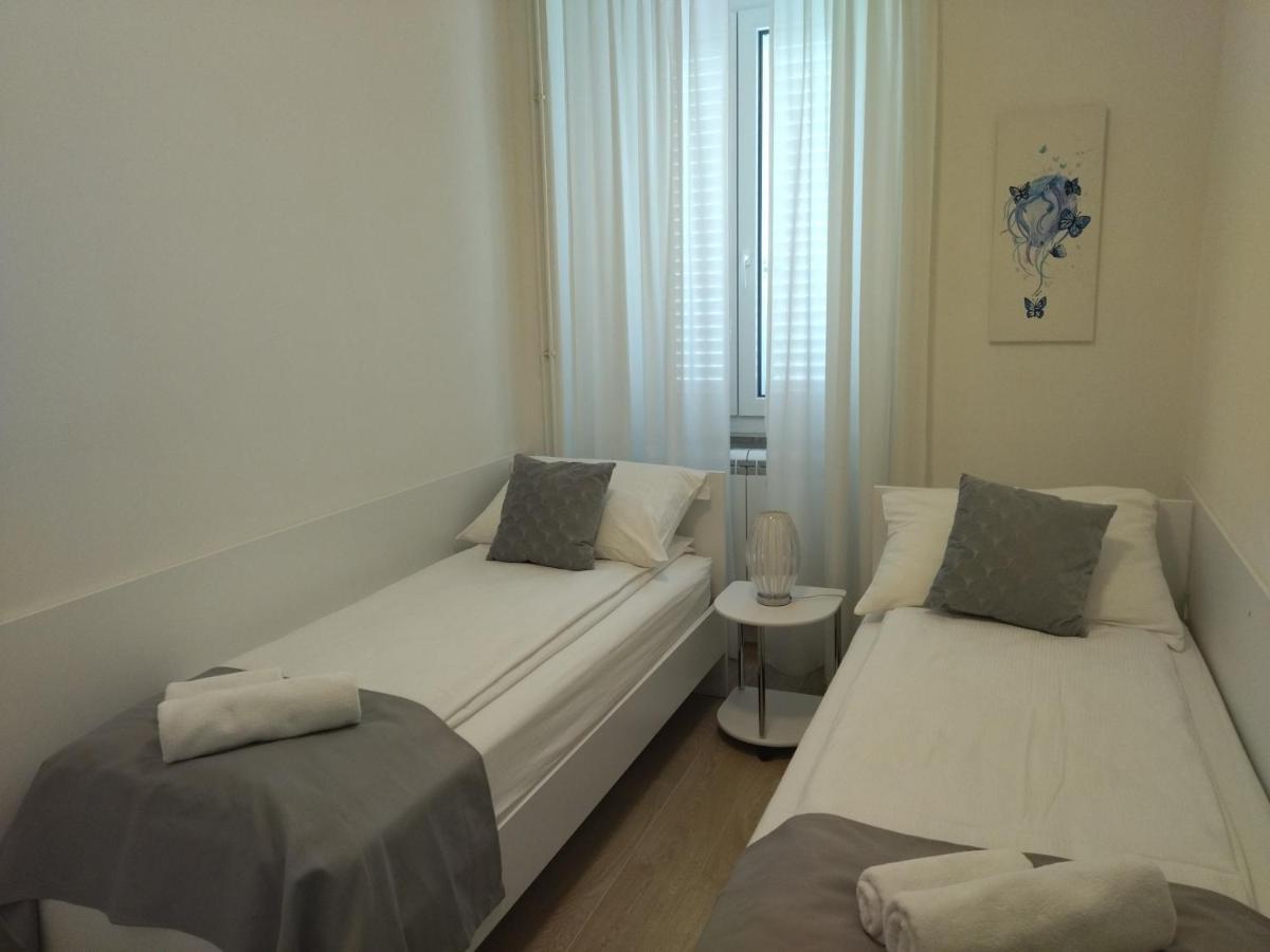 Apartments B&M Sežana Eksteriør bilde